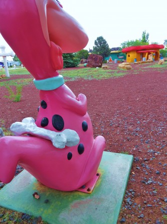 dino statue at bedrock city in arizona