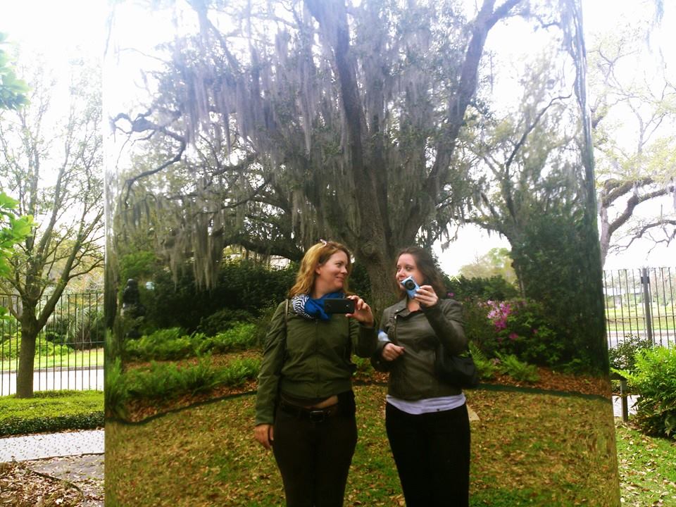 mirror statue at statue garden in New Orleans