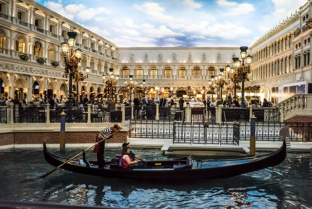 The-Gondola-The-Venetian