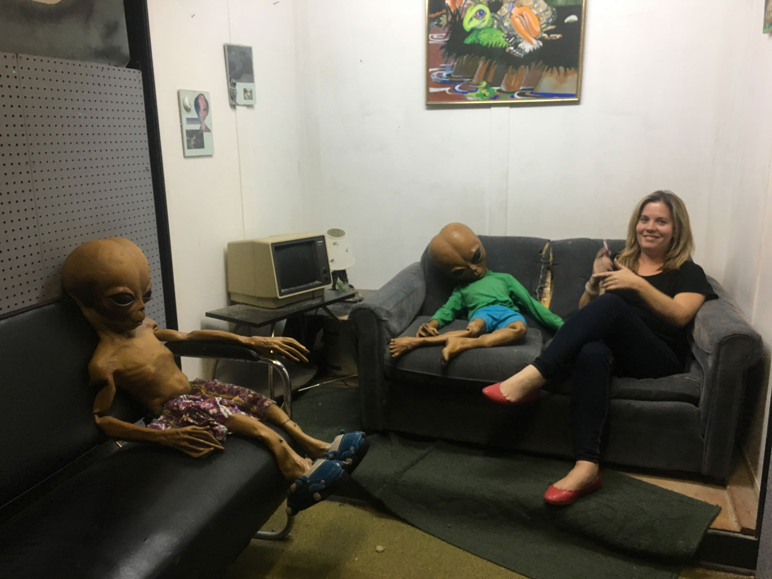 Alien Zone in Roswell Living Room Scene