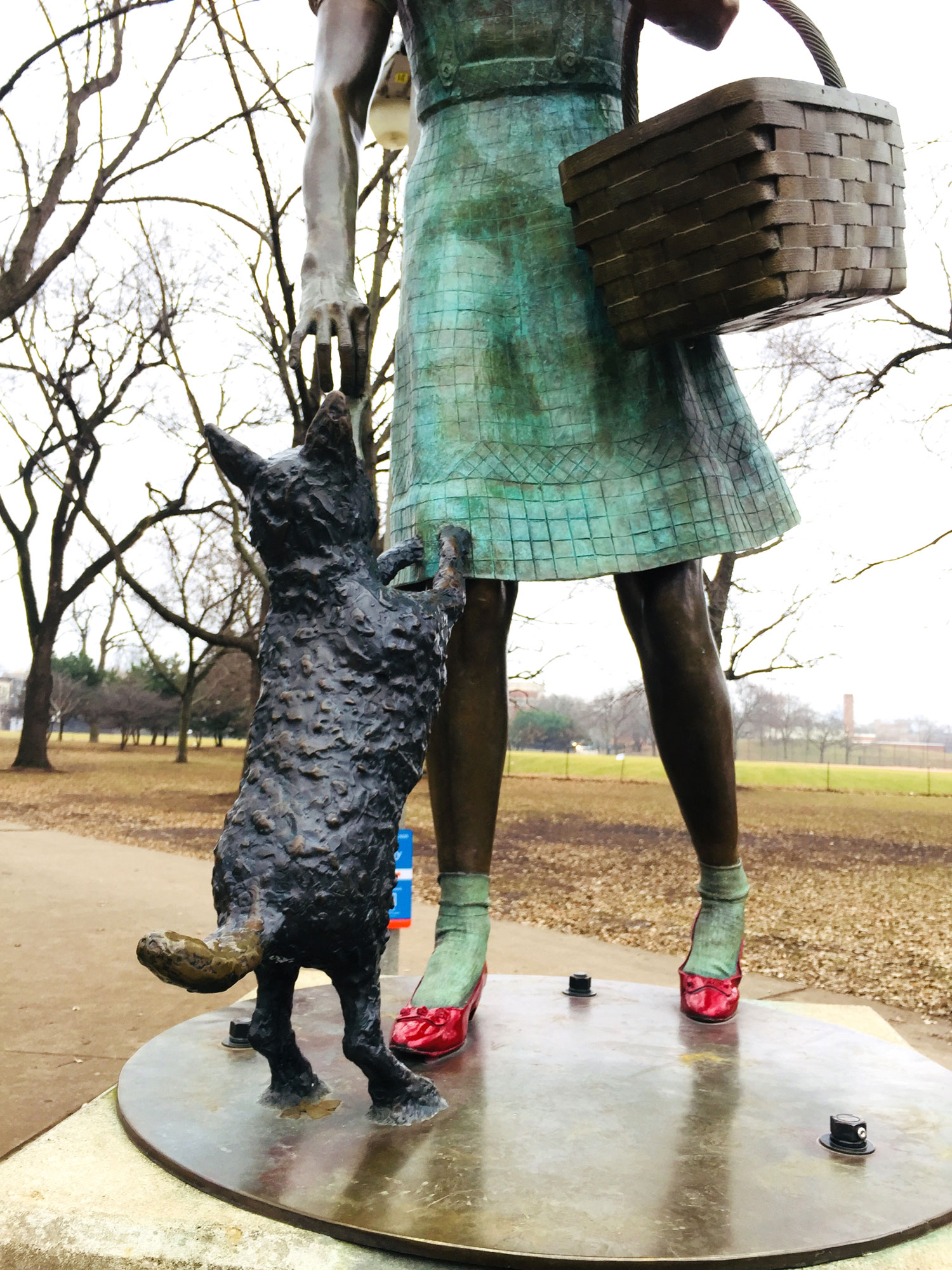 Oz Park Dorothy and Toto Statue