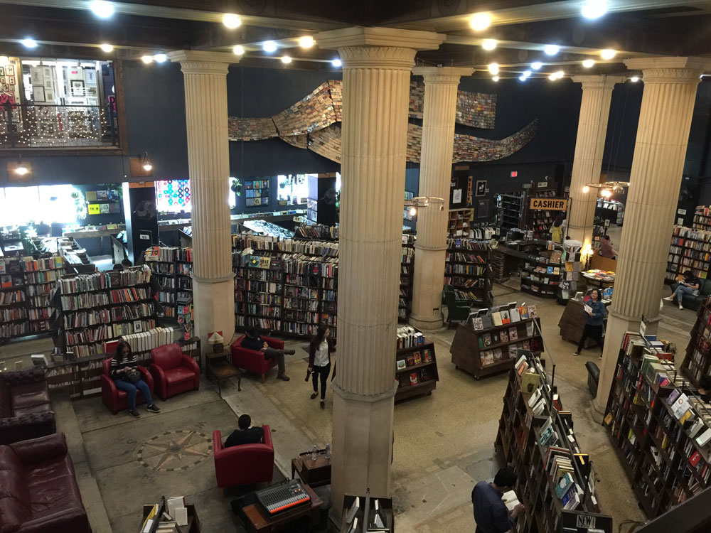 lobby of the last bookstore los angeles